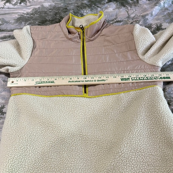 Faherty Cream and Pink Sherpa Fleece with Yellow Trim - Picture 10 of 12